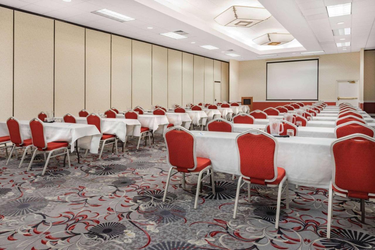 Hotel Wyndham Sacramento Carmichael Zewnętrze zdjęcie