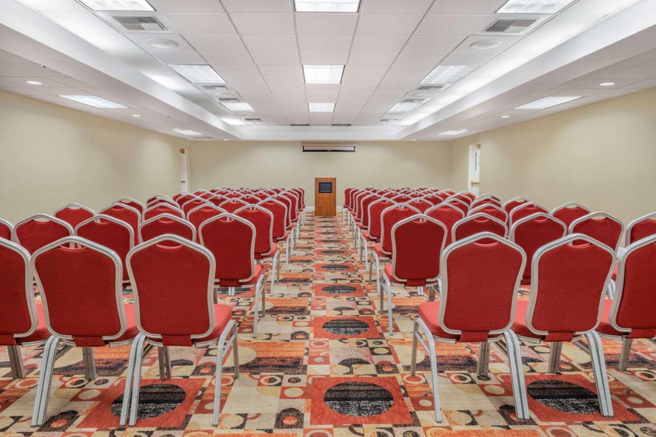 Hotel Wyndham Sacramento Carmichael Zewnętrze zdjęcie